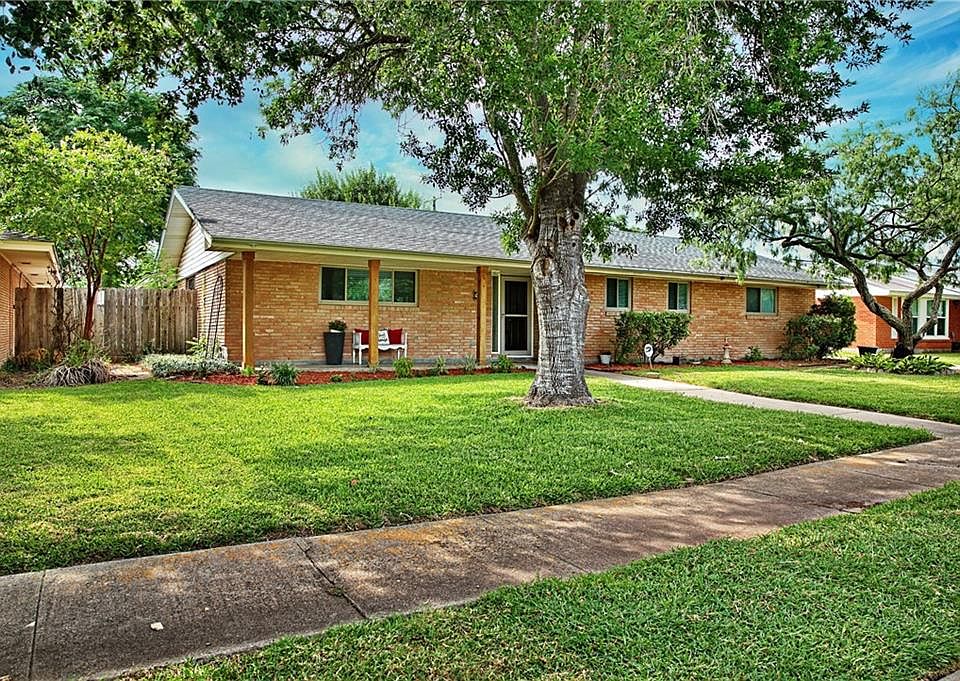 1st image of 513 Rawleigh Dr