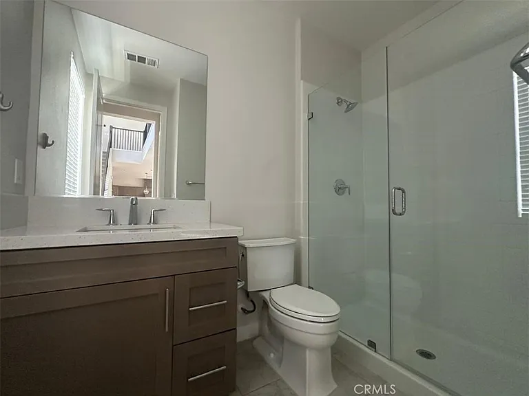 220 Edna Pkwy — Photo 6