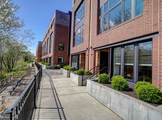 4552 Riverside Way, Philadelphia, PA 19127