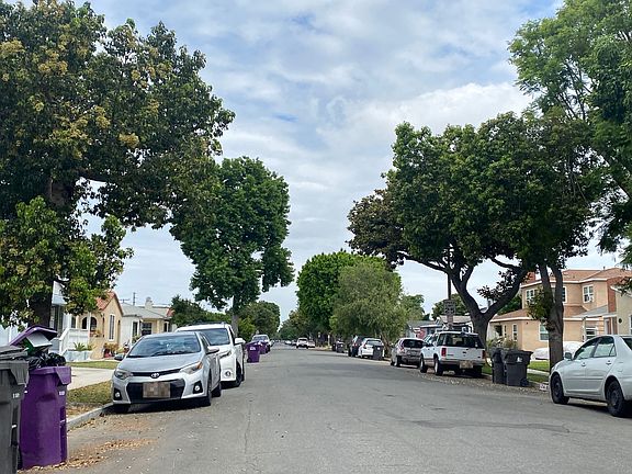 4th image of 2741 San Francisco Ave