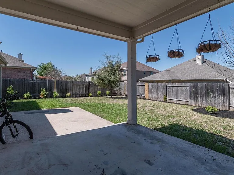 745 Rusk Rd — Photo 22