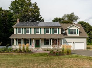 3 Kings Ct, Broad Brook, CT 06016