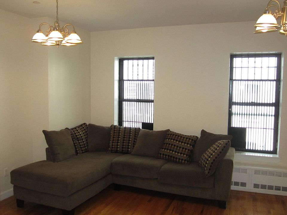 2nd image of 141 W 128th St APT 11