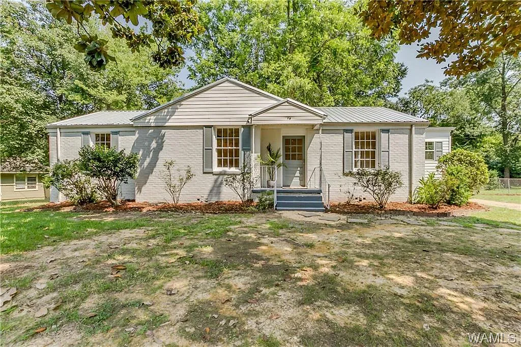 75 Springbrook photo 1