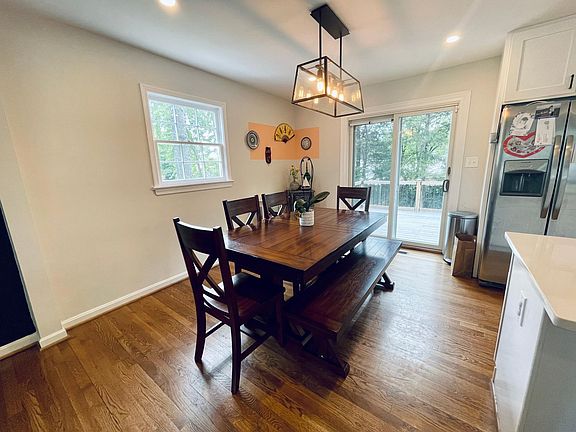 5th image of 368 Park St NE