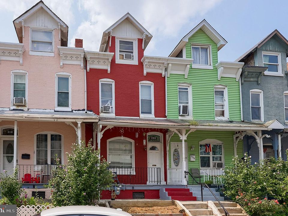 1st image of 320 Pear St