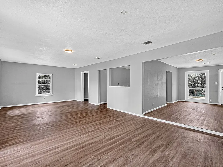 4118 Sunflower St — Photo 6