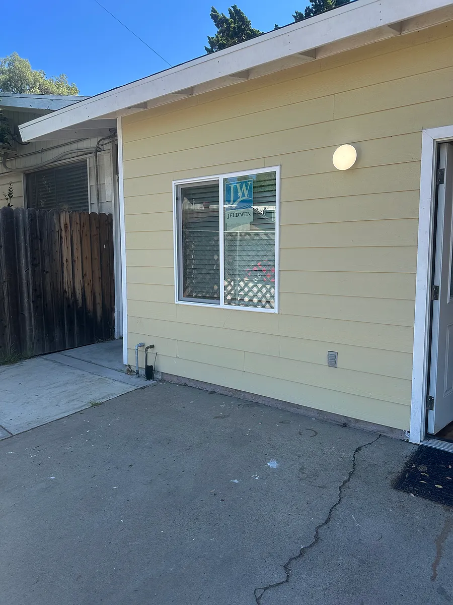 Building Photo - 5987 Baja Dr