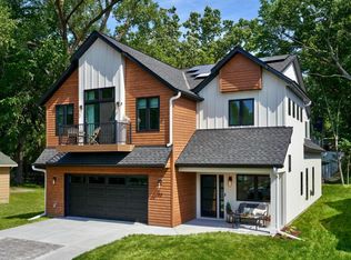 83 Ash St, Mahtomedi, MN 55115