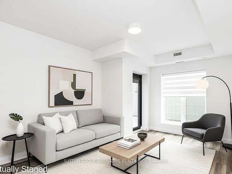 153 Wilson St W #105 — Photo 14
