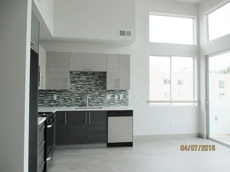 11755 Culver Blvd — Photo 8