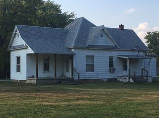 609 Cumberland St, Coffeen, IL 62017