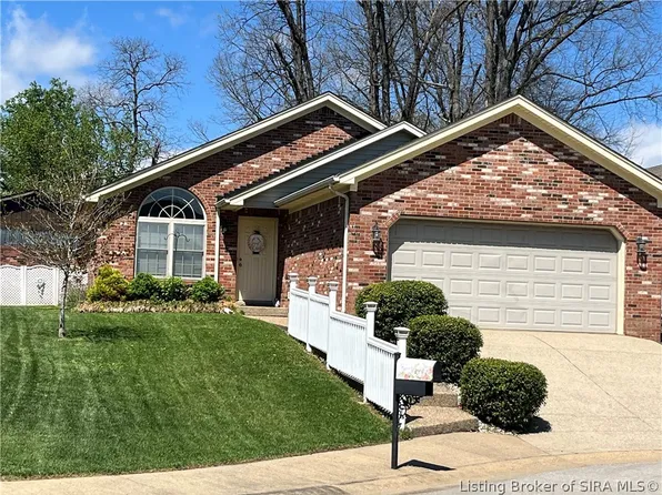 4223 Treesdale Drive, Sellersburg, IN 47172