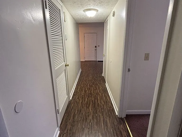 Vinewood Apartments — Photo 42