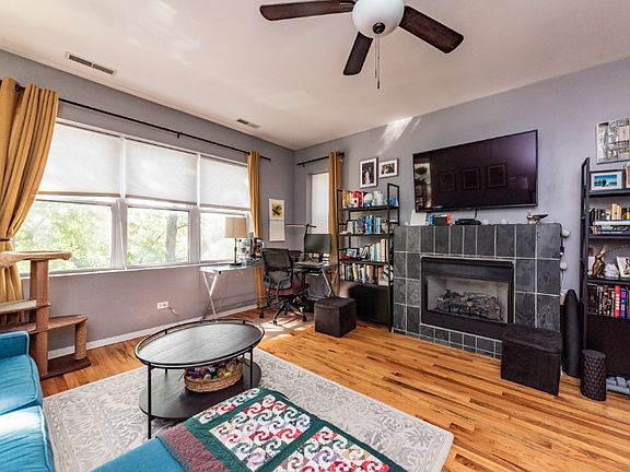 2nd image of 4307 N Troy St #3