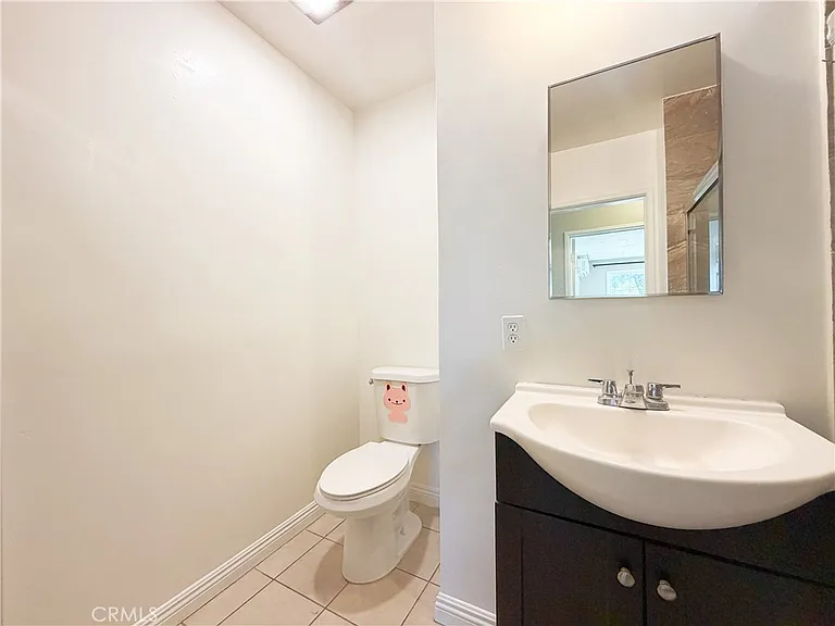 320 E Marshall St #A — Photo 19