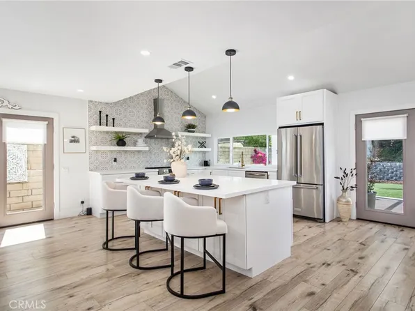 29713 Yellow Gold Dr, Canyon Lake, CA 92587