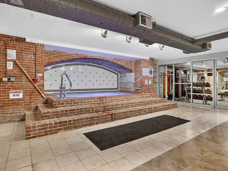 612 Central St #306 — Photo 14