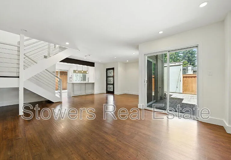 617 Garden Creek Pl — Photo 1