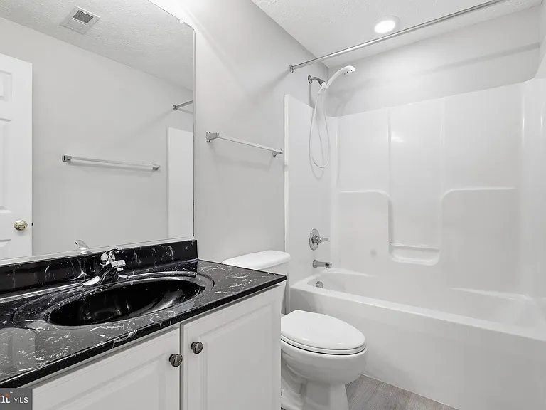 100 Spyglass Ln — Photo 39