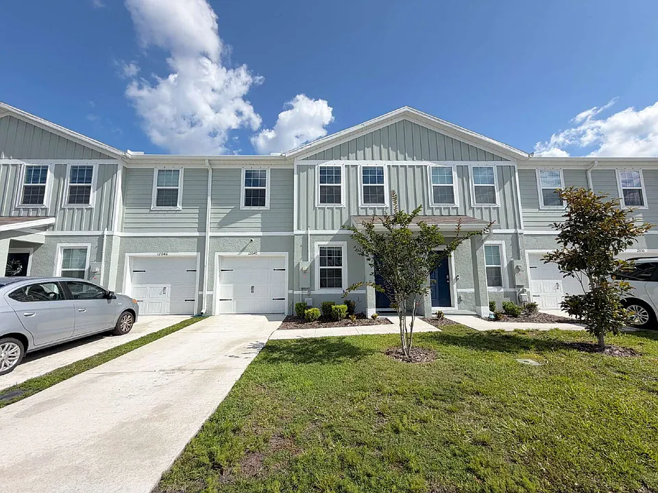 12040 Grizzly Ln