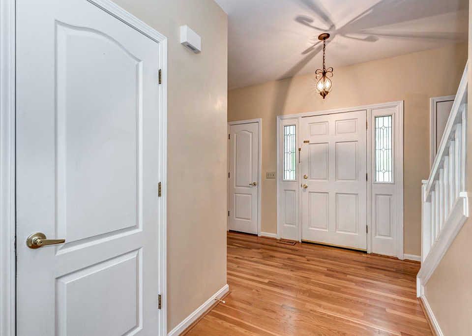 1st image of 8363 Brownstone Dr