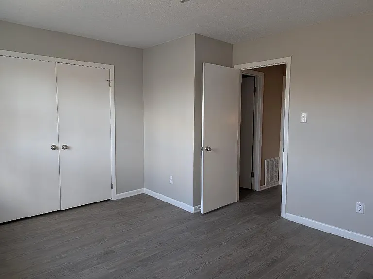 105 Windy Cir #3 — Photo 7