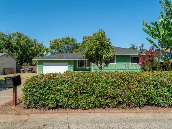 3813 Horton Ln, Carmichael, CA 95608