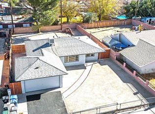 44532 Andale Ave, Lancaster, CA 93535