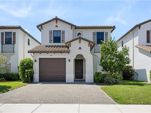 9045 Madrid CIR, NAPLES, FL 34104