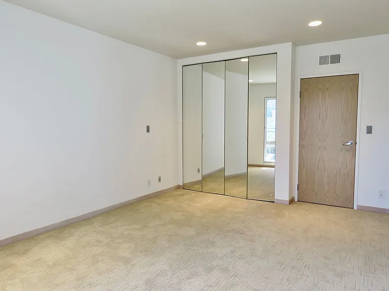 840 Wisconsin St — Photo 19