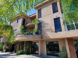 6917 Pacific View Dr, Los Angeles, CA 90068