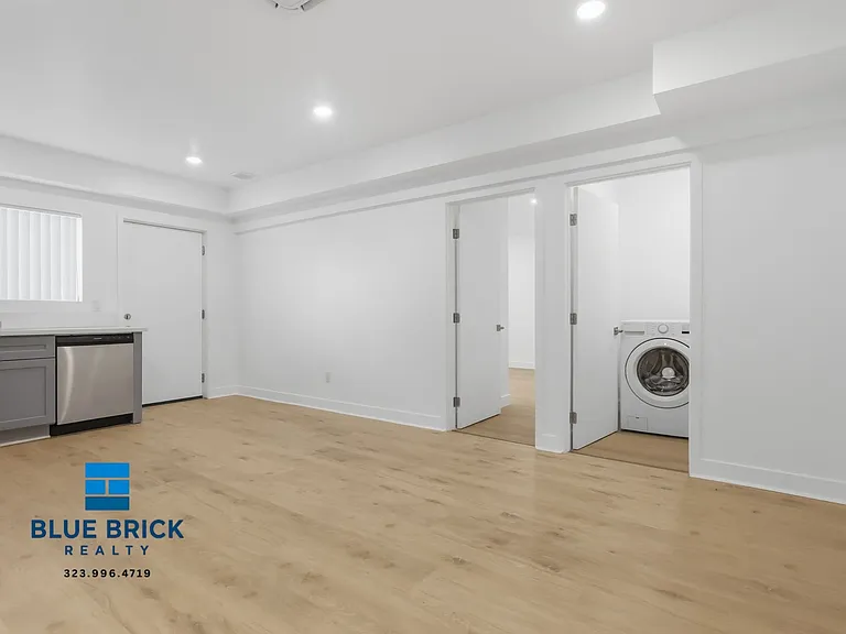 5312 Corteen Pl #26 — Photo 1