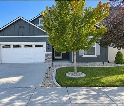 3 bed, 1848 sqft, $2,725 — Photo 1