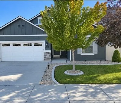 4365 W Silver Riv
