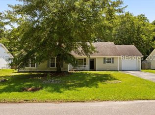 7 Wellena Ct, Beaufort, SC 29906