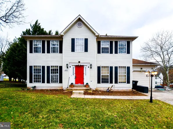 1111 Kings Heather Dr, Bowie, MD 20721