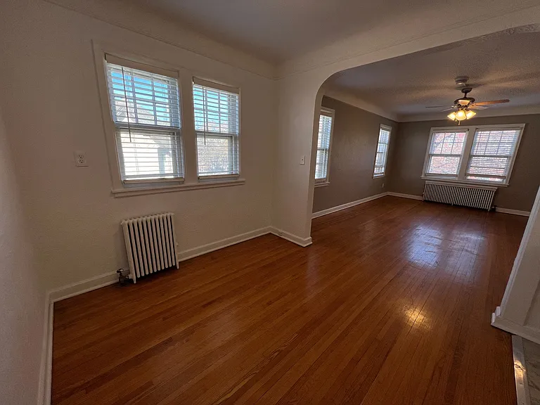 Stevens Square Apartments — Photo 11