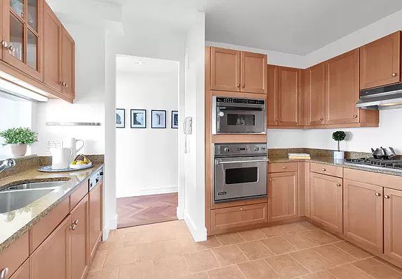 5th image of 10 Little West St #30E