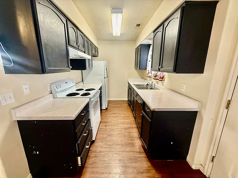 640 N 2720 E #1 — Photo 7