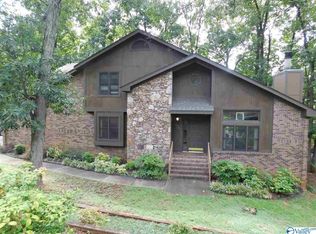 1704 Alm Dr NE, Huntsville, AL 35811