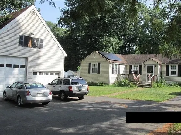 22 Oak Hill Road, Rocky Hill, CT 06067