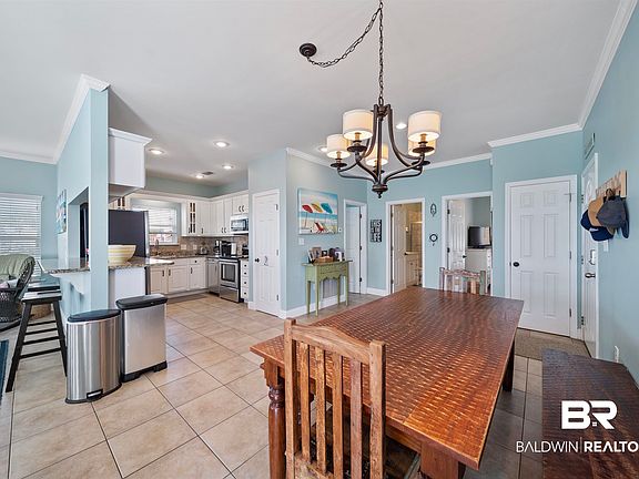 3rd image of 107 Blue Lagoon Dr
