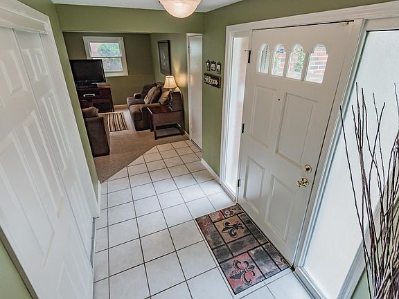 3rd image of 1709 Brentwood Ln