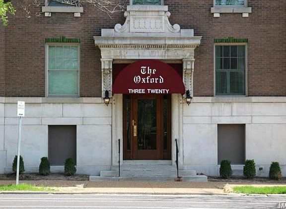 2nd image of 320 Union Blvd APT 3S