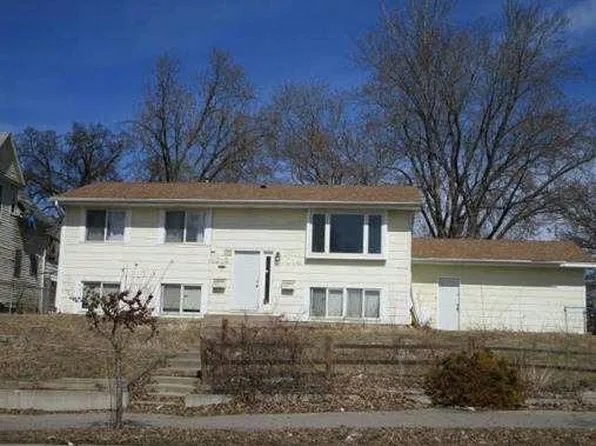 1014 26th Ave N, Minneapolis, MN 55411