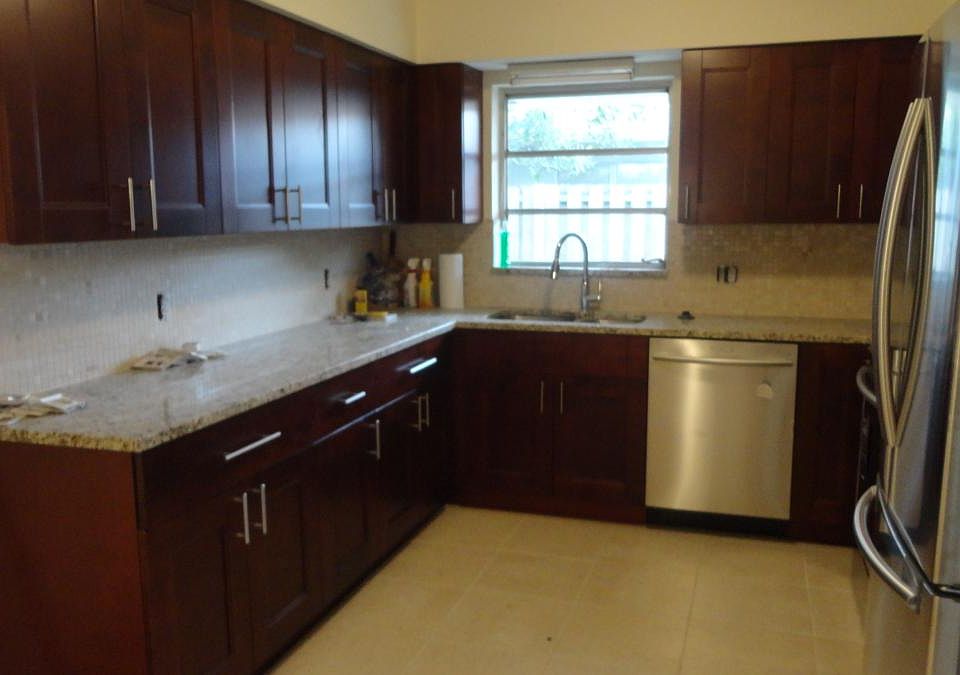KITCHEN GRANITE STAINLESS