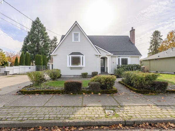 1508 SW 2nd St, McMinnville, OR 97128