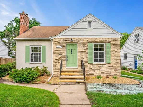 4247 Abbott Ave N, Robbinsdale, MN 55422