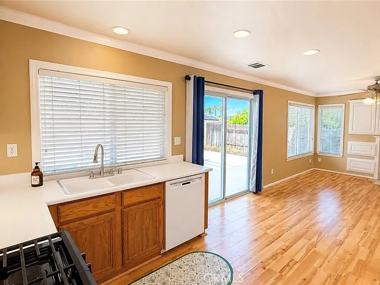 26775 Silver Oaks Dr — Photo 6